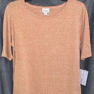 LulaRoe - Women’s L Gigi T-shirt